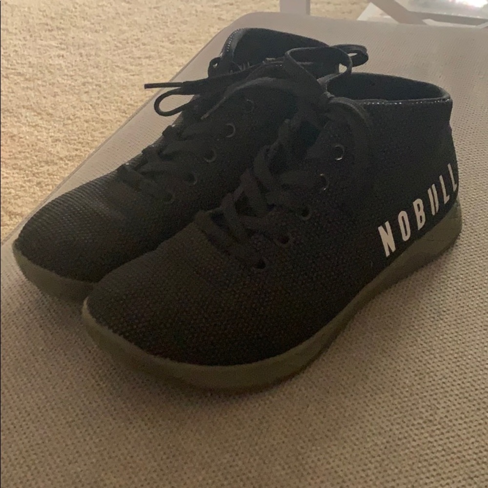 NoBull mid trainers